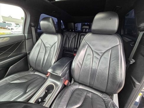 Used 2019 Lincoln MKC Select w/ Select Plus Package FWD image 21