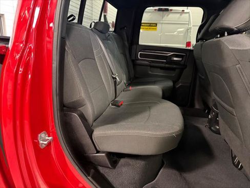 Certified 2024 RAM 2500 Big Horn w/ Night Edition AWD/4WD image 17