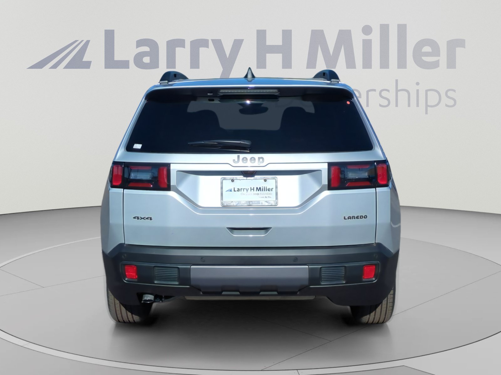 New 2026 Jeep Cherokee Laredo AWD/4WD image 4