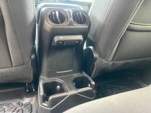 Used 2022 Jeep Gladiator Sport AWD/4WD image 20