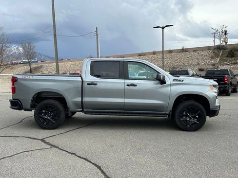 Used 2024 Chevrolet Silverado 1500 LT Trail Boss w/ Convenience Package II AWD/4WD image 10