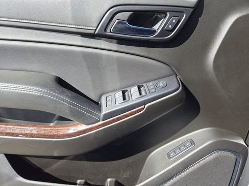 Used 2020 GMC Yukon XL SLT w/ Open Road Package image 24