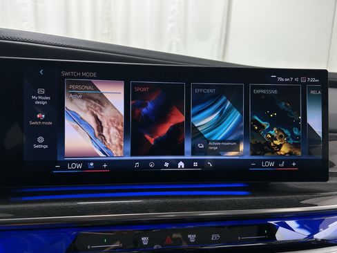 Used 2024 BMW i7 eDrive50 image 15