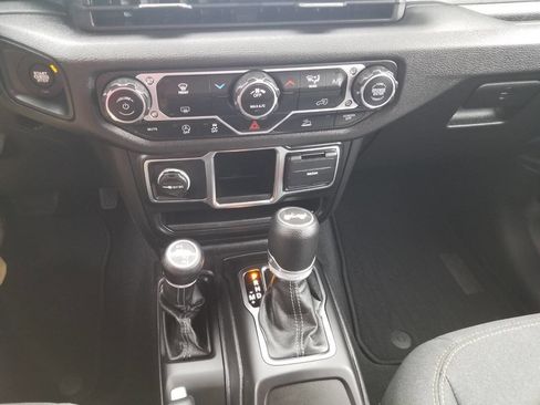 Certified 2024 Jeep Wrangler Sport image 20