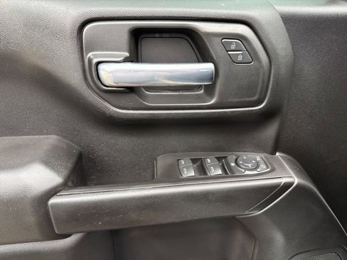 Used 2021 Chevrolet Silverado 1500 Custom Trail Boss image 8