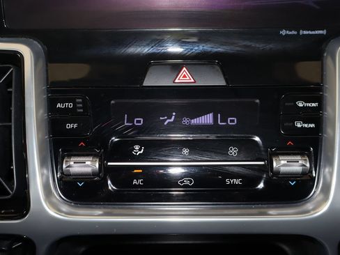 Used 2022 Kia Sorento SX FWD image 26
