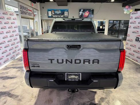 Used 2024 Toyota Tundra Limited AWD/4WD image 9