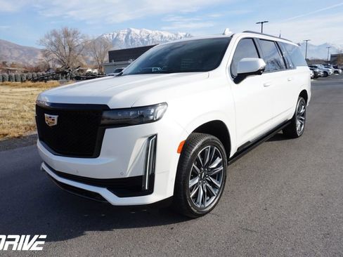 Used 2023 Cadillac Escalade ESV Sport Platinum w/ LPO, Floor Liner Package image 4