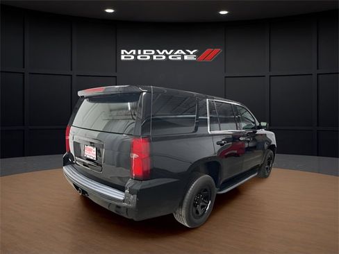 Used 2019 Chevrolet Tahoe 4WD w/ Remote Keyless Entry Package image 4