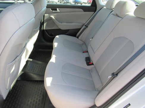 Used 2016 Hyundai Sonata SE image 26