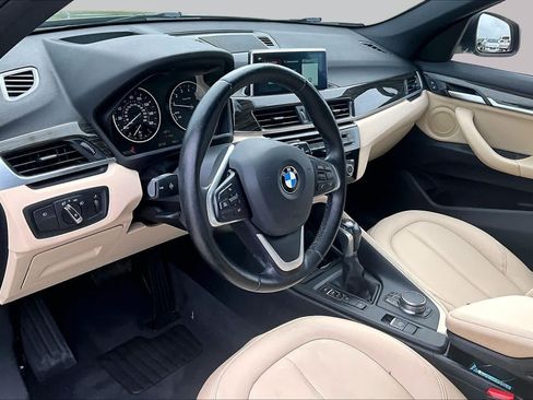 Used 2018 BMW X1 xDrive28i AWD/4WD image 16