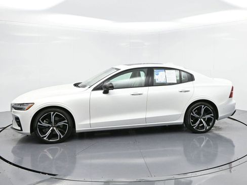 Used 2025 Volvo S60 B5 Plus w/ Protection Package Premier image 4