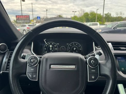 Used 2017 Land Rover Range Rover Sport HSE Dynamic AWD/4WD image 7