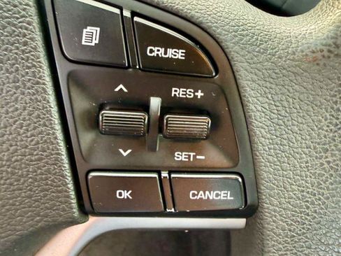 Used 2018 Hyundai Tucson SEL FWD image 19