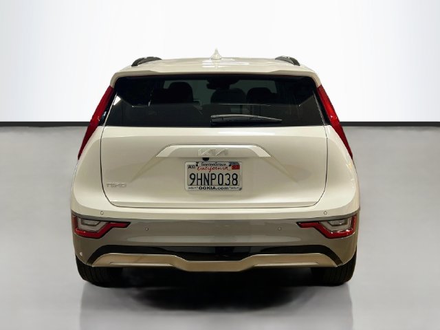 Certified 2023 Kia Niro Wave FWD image 6