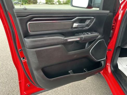 Used 2024 RAM 1500 Laramie image 15
