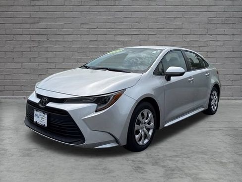 Used 2024 Toyota Corolla LE FWD image 3