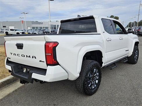 New 2025 Toyota Tacoma SR5 image 11