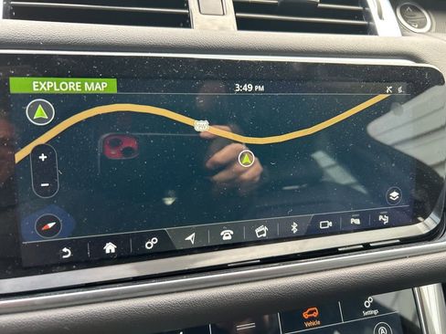 Used 2021 Land Rover Range Rover Sport HSE Silver Edition image 12