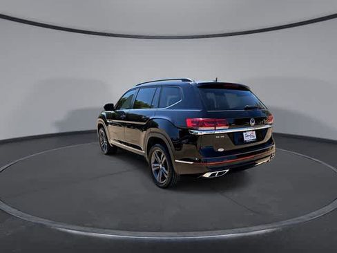 Used 2021 Volkswagen Atlas SE w/ Panoramic Sunroof Package FWD image 6