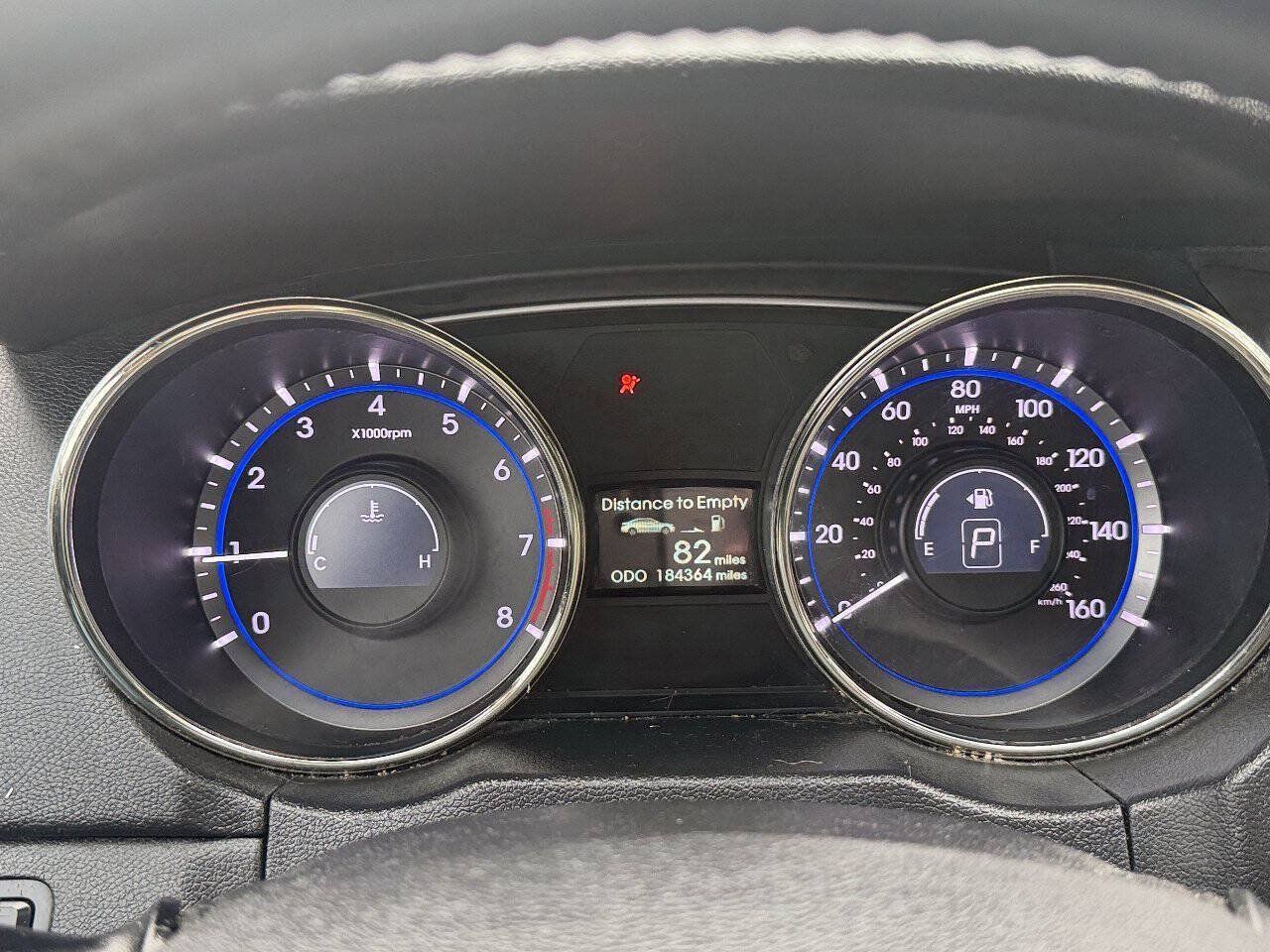 Used 2012 Hyundai Sonata SE w/ Navigation & Sunroof Pkg FWD image 14