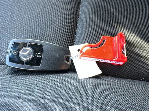 Used 2019 Mercedes-Benz Sprinter 144 Cargo image 28