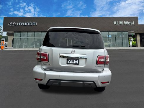 Used 2019 Nissan Armada Platinum w/ Captain's Chairs Package RWD image 6