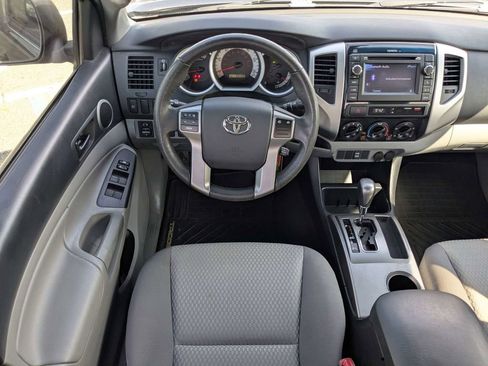 Used 2013 Toyota Tacoma PreRunner w/ SR5 Pkg RWD image 14