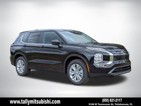 New 2026 Mitsubishi Outlander ES image 1