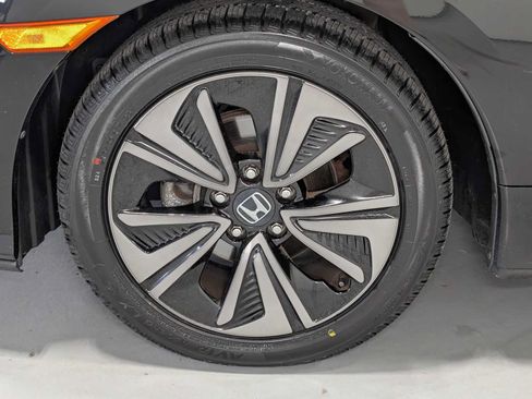 Used 2017 Honda Civic EX-L image 3
