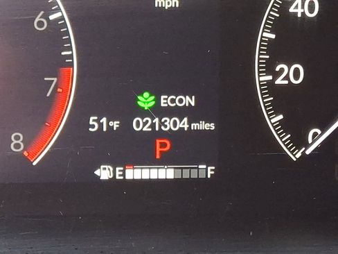 Certified 2025 Honda HR-V Sport image 23