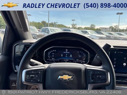 Certified 2025 Chevrolet Silverado 1500 LT AWD/4WD image 6