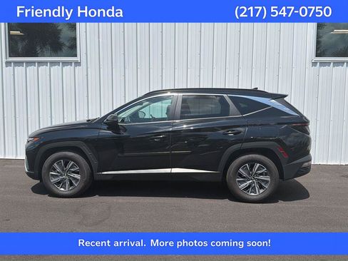 Used 2022 Hyundai Tucson Blue w/ Cargo Package AWD/4WD image 1