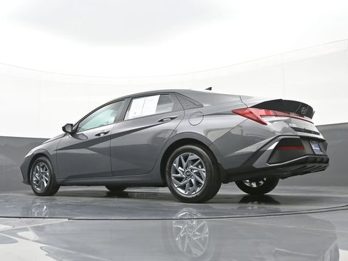 Certified 2024 Hyundai Elantra SEL FWD image 44