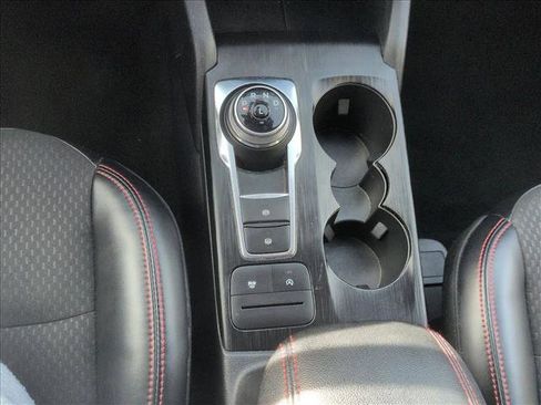 Used 2024 Ford Escape ST-Line image 12