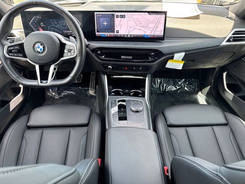 Used 2025 BMW 330i Sedan w/ M Sport Package RWD image 44