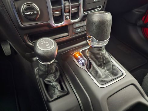 New 2026 Jeep Wrangler Unlimited Sport AWD/4WD image 30