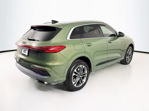 Used 2025 Audi Q5 Premium Plus w/ Premium Plus AWD/4WD image 5