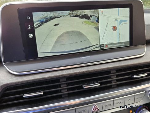 Certified 2022 Kia Telluride EX w/ EX Premium Package image 24