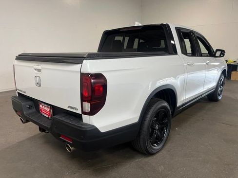 Used 2022 Honda Ridgeline Black Edition image 3