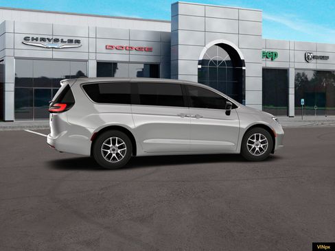 New 2026 Chrysler Pacifica Select image 13