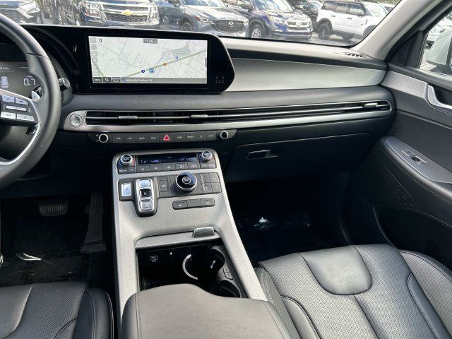 Used 2024 Hyundai Palisade SEL FWD image 18