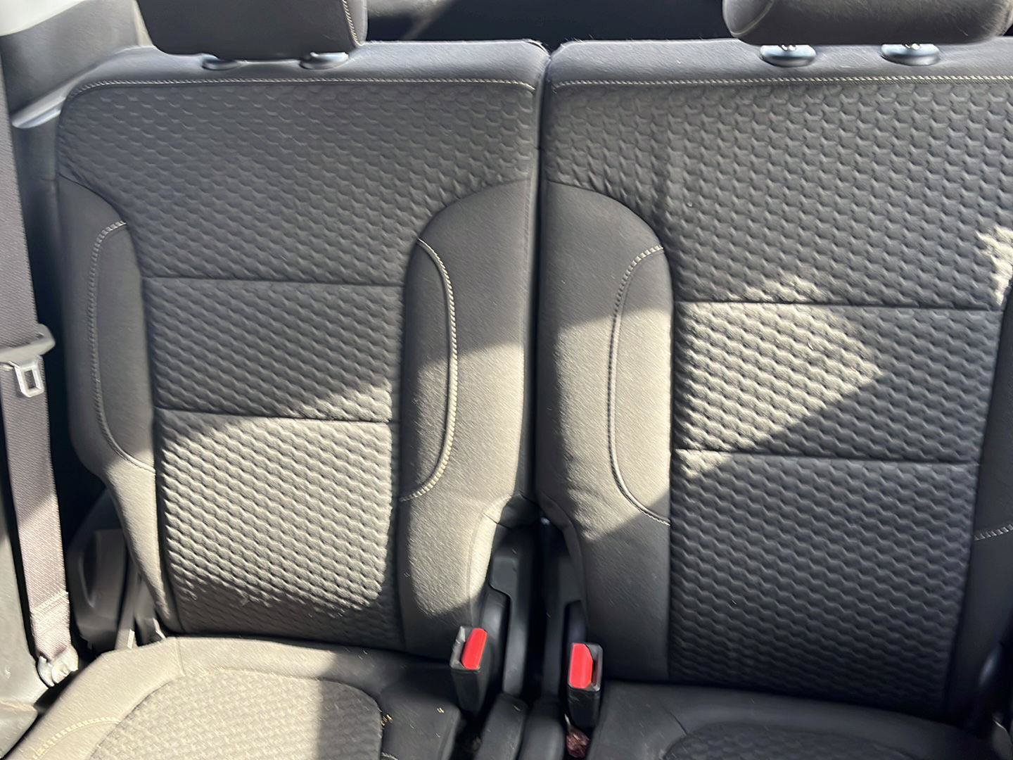 Used 2019 GMC Acadia SLE AWD/4WD image 22