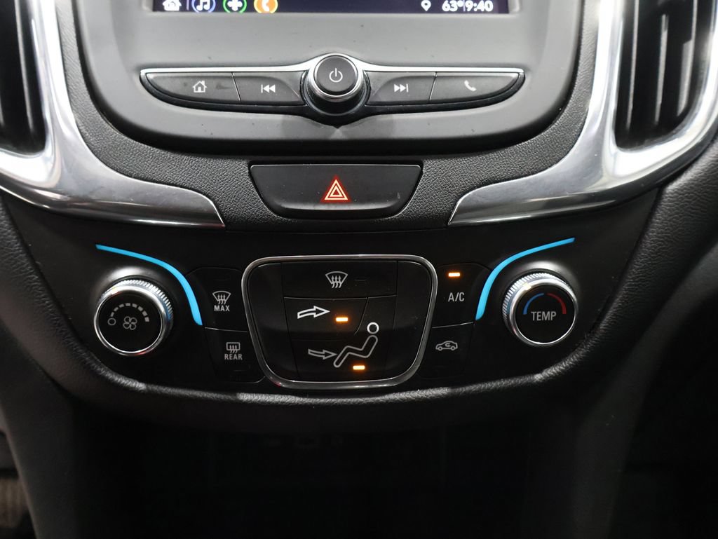 Used 2020 Chevrolet Equinox LT AWD/4WD image 30