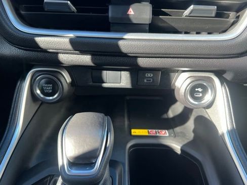 Used 2025 Toyota Grand Highlander AWD image 35