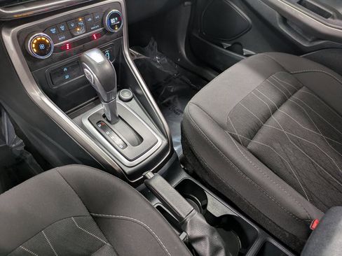 Used 2021 Ford EcoSport SE w/ SE Convenience Package image 14