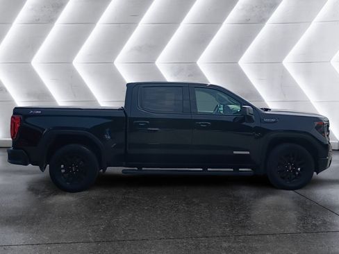 Used 2023 GMC Sierra 1500 Elevation AWD/4WD image 7