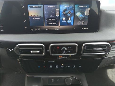 New 2026 Nissan Sentra SR w/ Floor Mat Package image 34