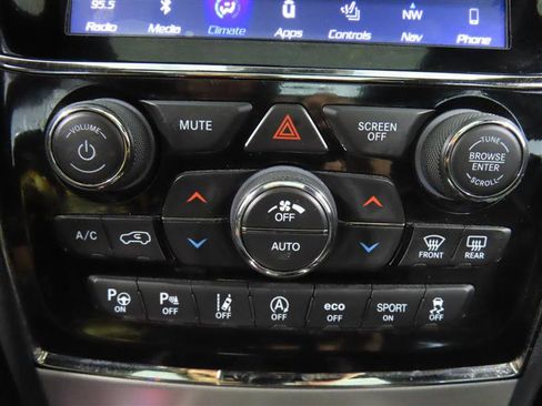 Used 2019 Jeep Grand Cherokee High Altitude image 29