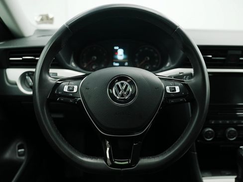 Used 2022 Volkswagen Passat 2.0T SE image 27